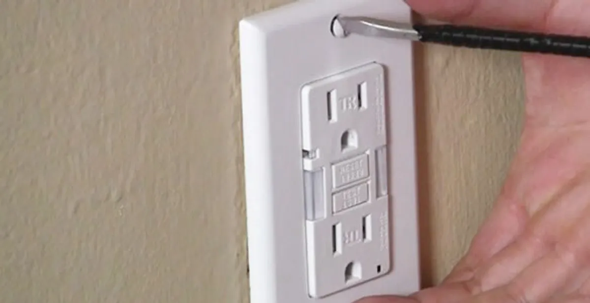 gfc outlets service securing and mounting ground fault circuit interrupter outlet by certified electricians in Flagstaff, AZ